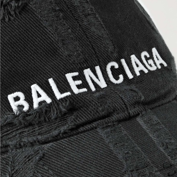 Balenciaga BB Distressed Logo-Embroidered Cotton-Twill Baseball Cap - Picture 3 of 4